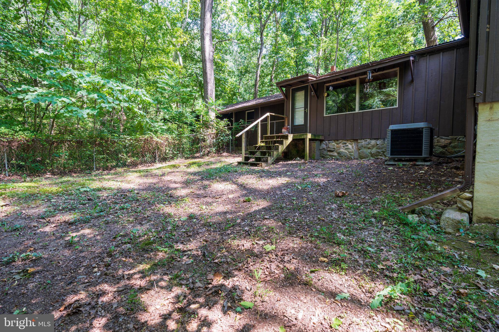 Edinburg, VA 22824,191 HIDEAWAY FARMS RD