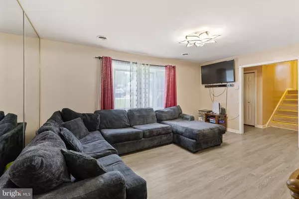 Baltimore, MD 21207,7141 CAMPFIELD