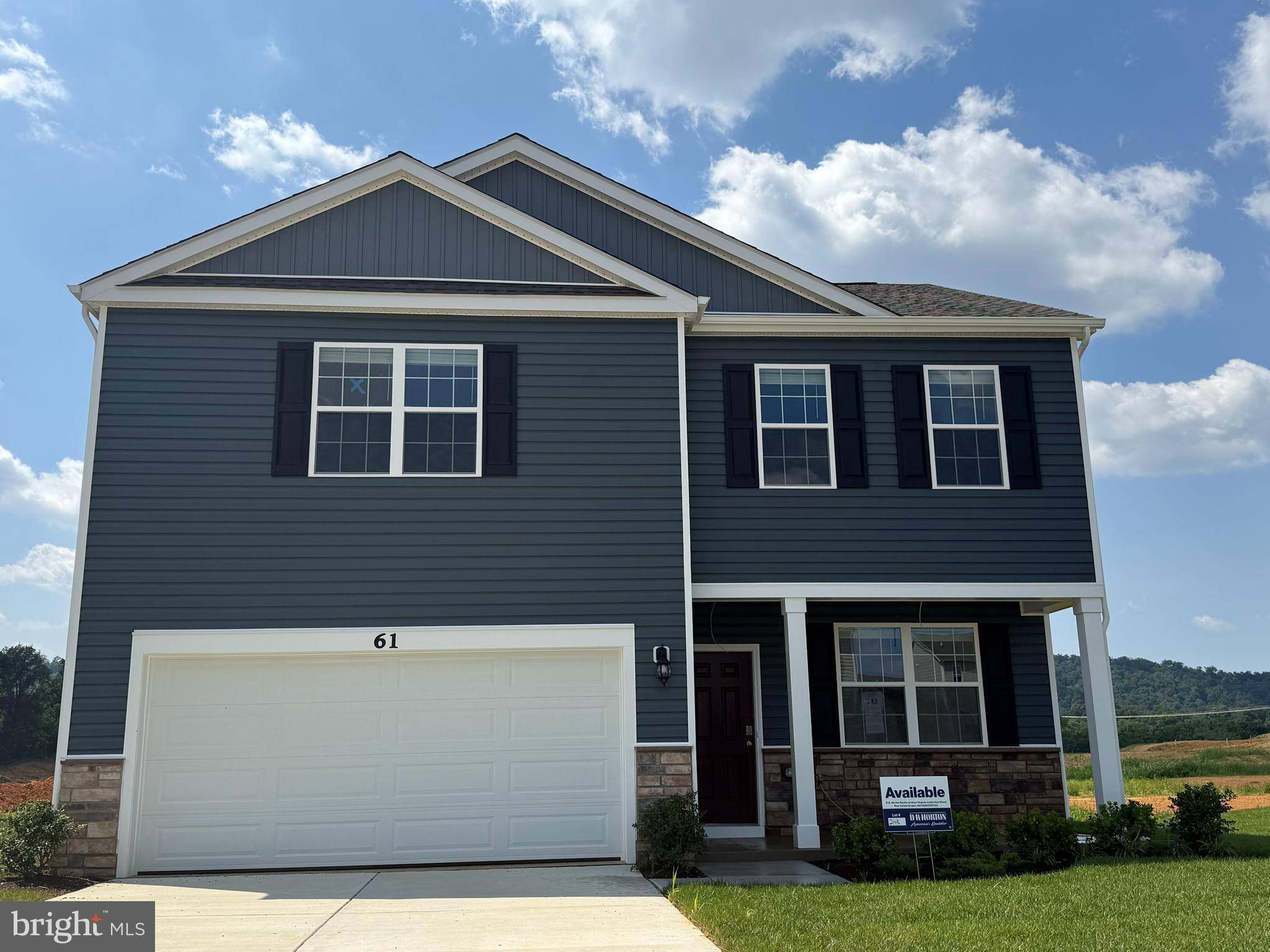 61 CALL CT, Martinsburg, WV 25403