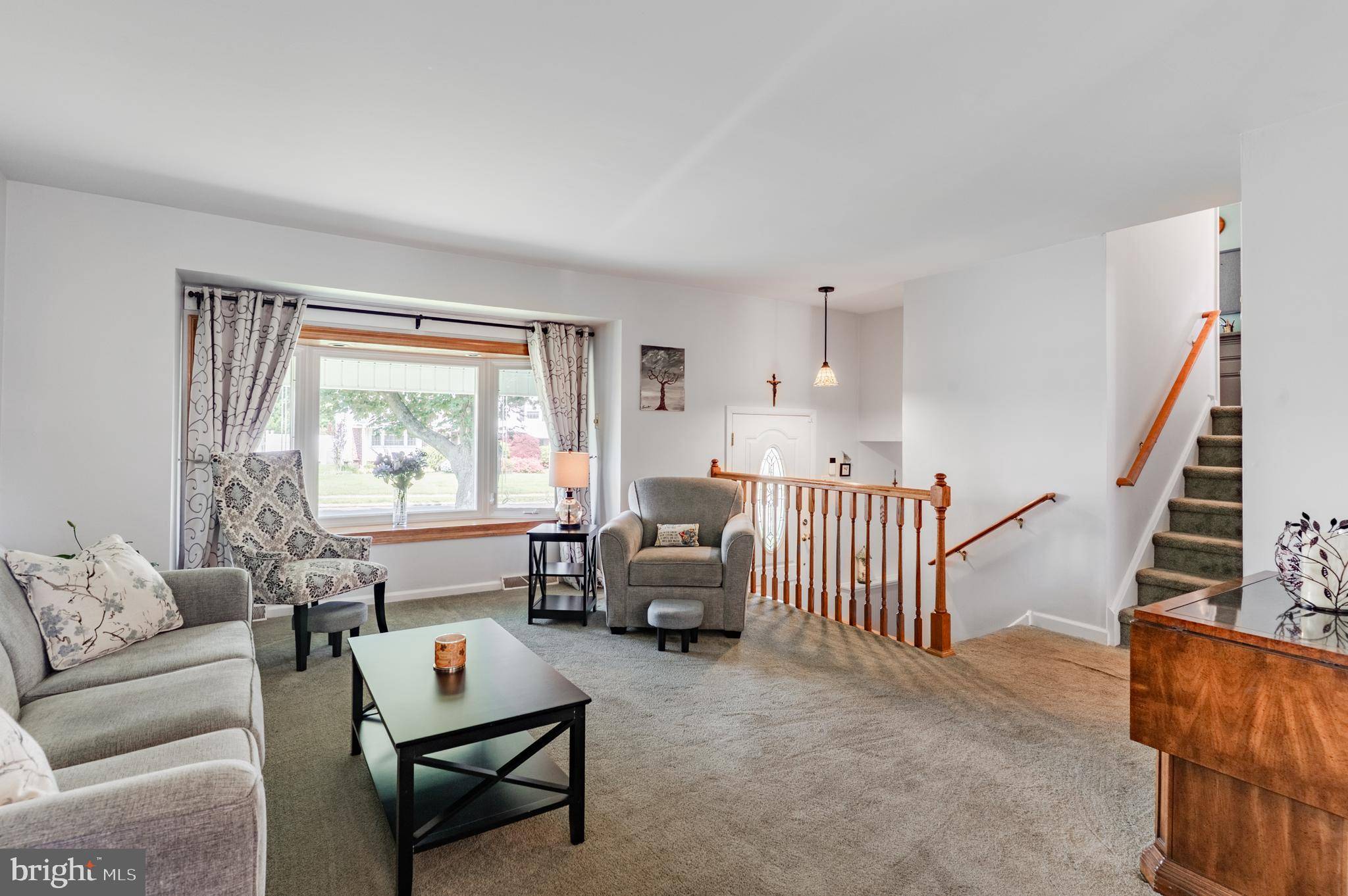 Warminster, PA 18974,1227 LYNDA LN