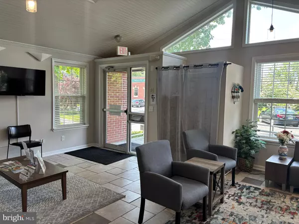 Salunga, PA 17538,53 W BRANDT BLVD #105