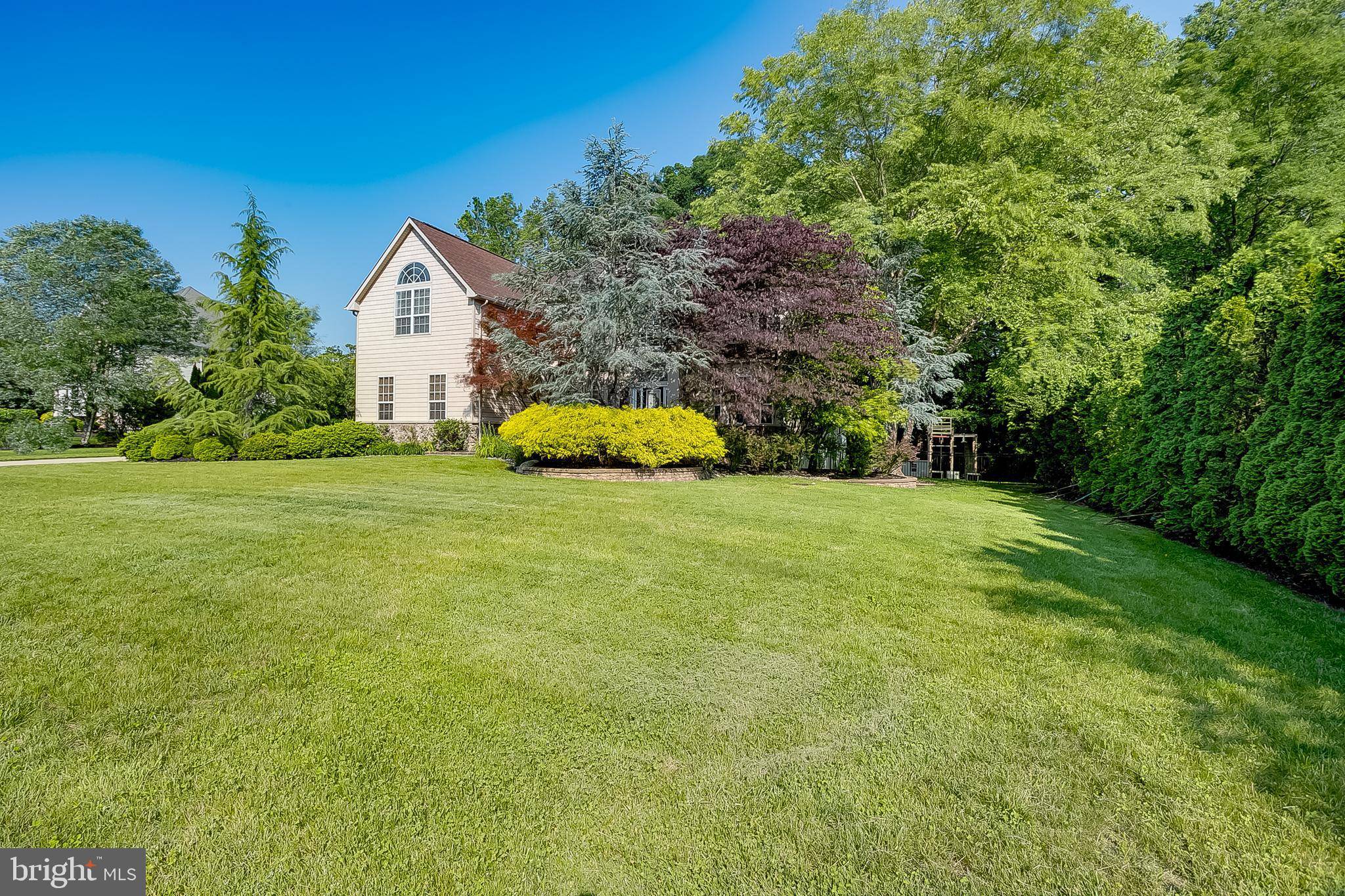 Mullica Hill, NJ 08062,105 HICKORY CT