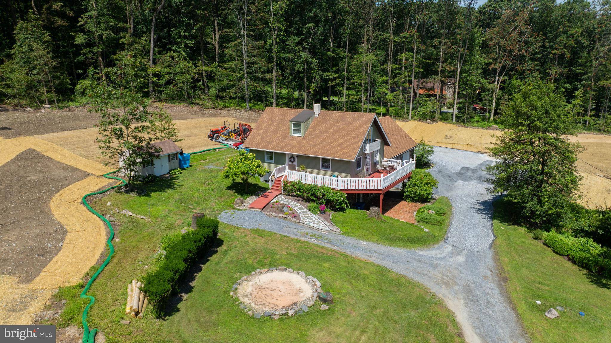 Morgantown, PA 19543,402 SWAMP RD