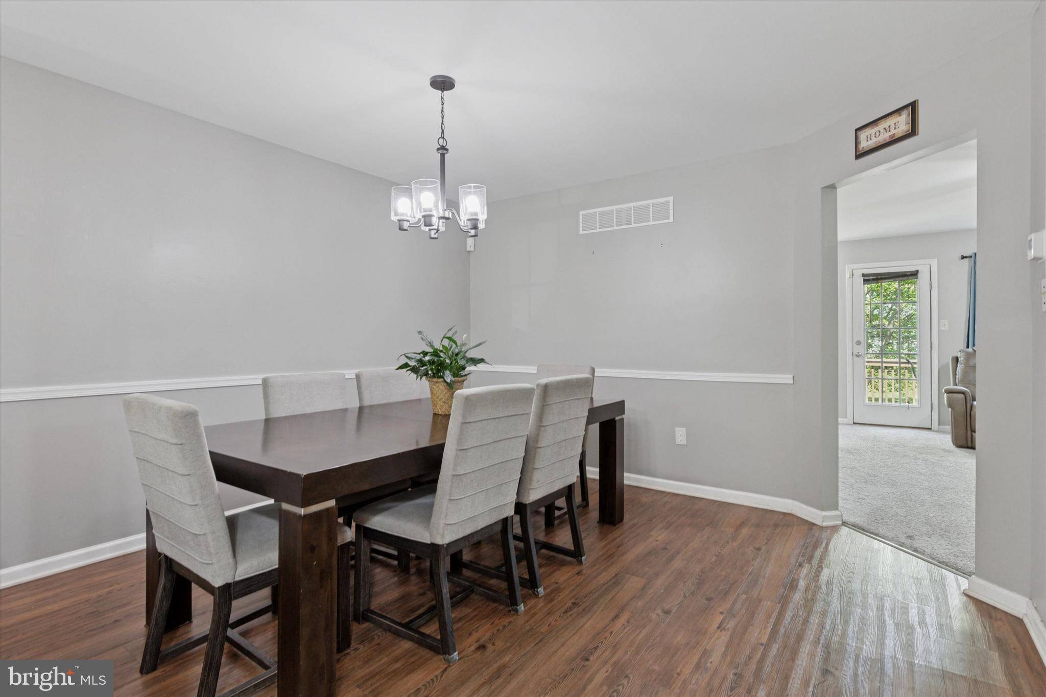 Royersford, PA 19468,78 WALKER