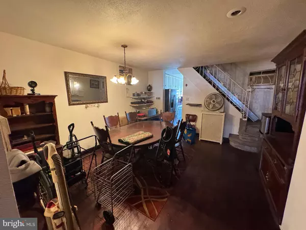 Philadelphia, PA 19142,7106 ELMWOOD AVE