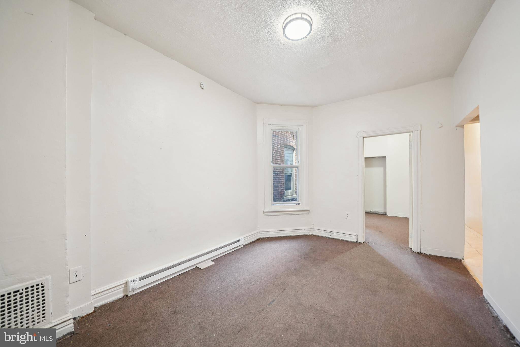 Allentown, PA 18102,605 N 9TH ST