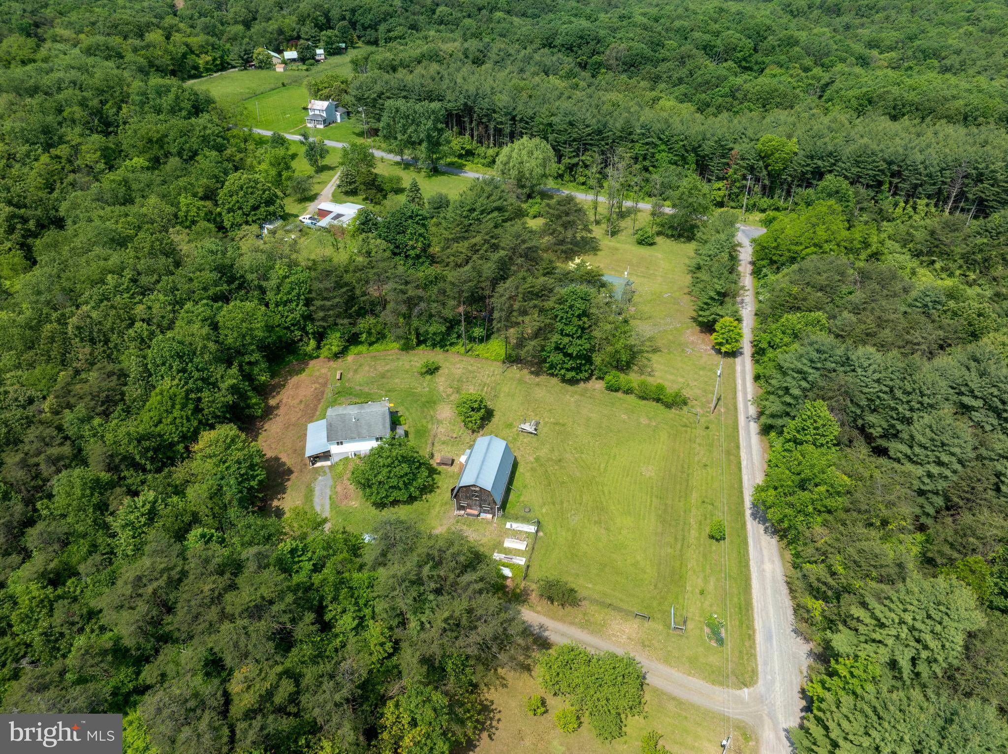 Huntingdon, PA 16652,10496 RED HAWK LN