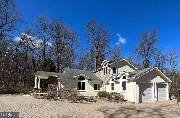 Hopewell, NJ 08525,131 LINDBERGH RD.