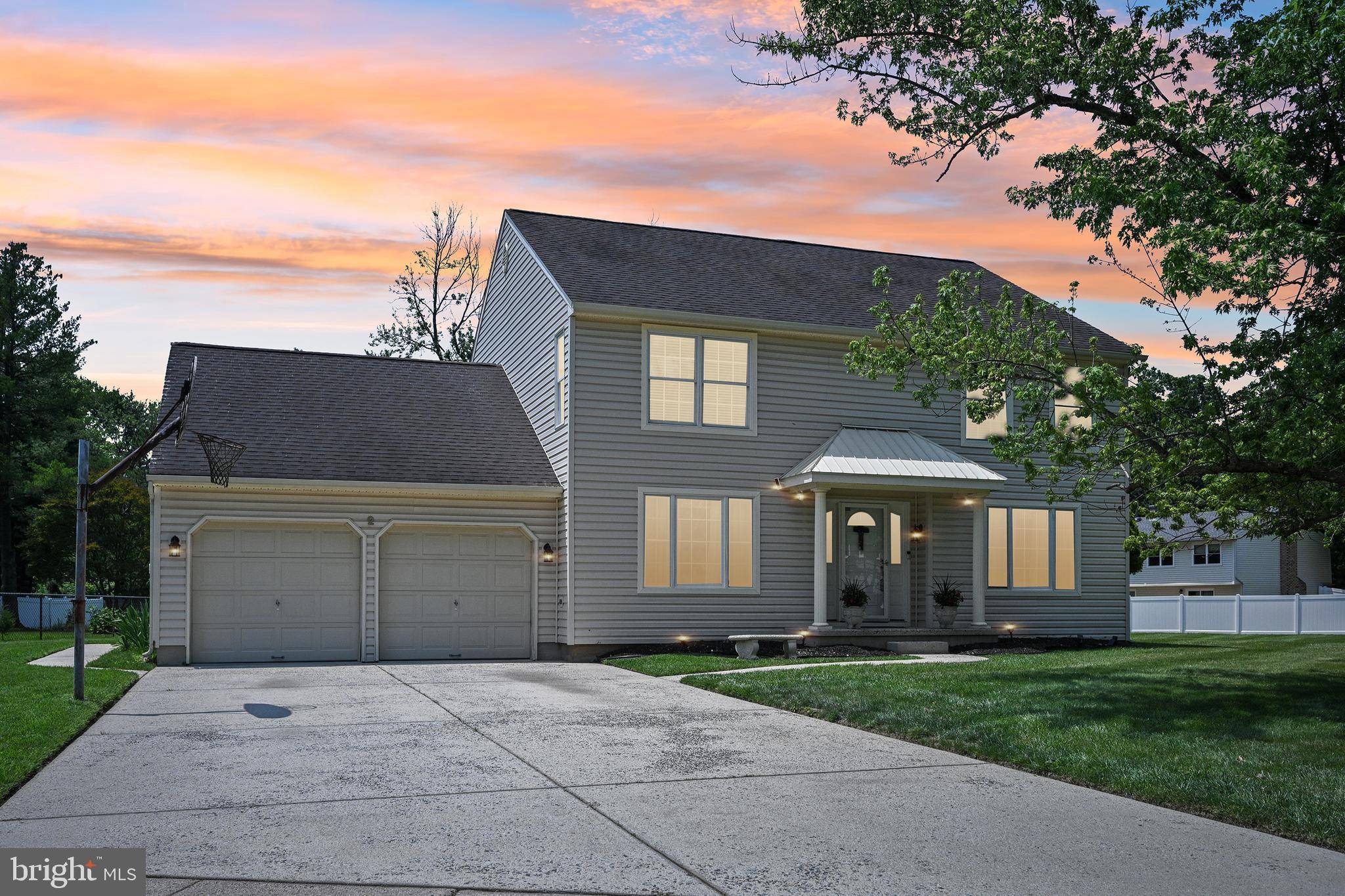 2 WESTBURY DR, Cherry Hill, NJ 08003