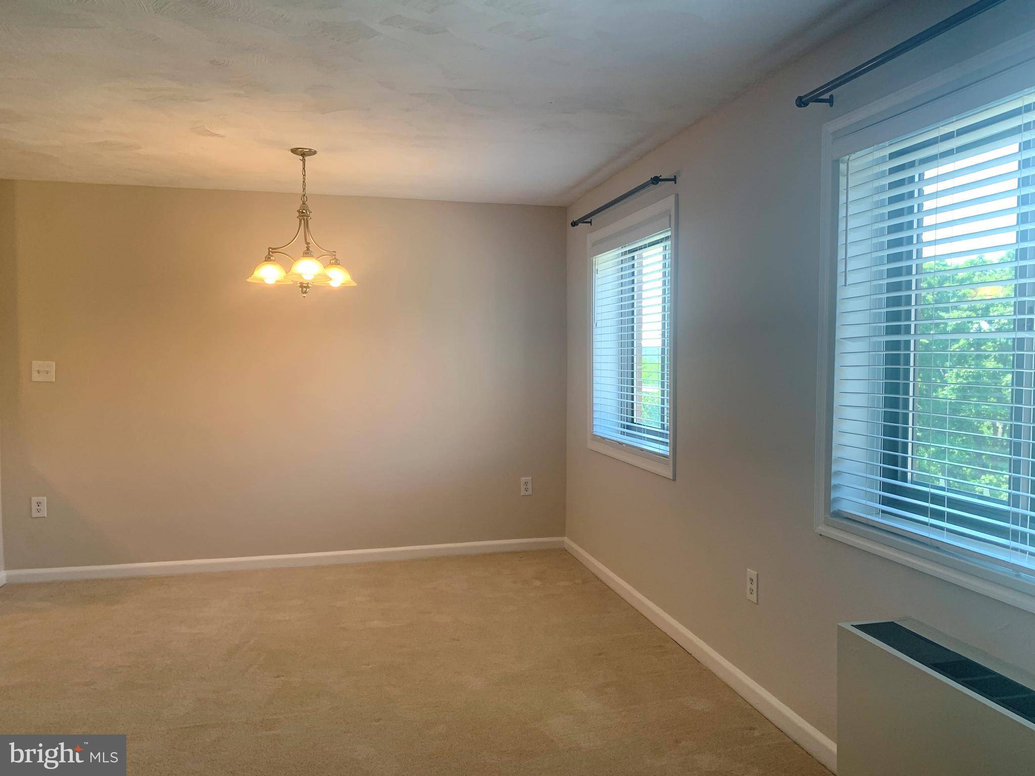 Arlington, VA 22202,1200 S ARLINGTON RIDGE RD S #605