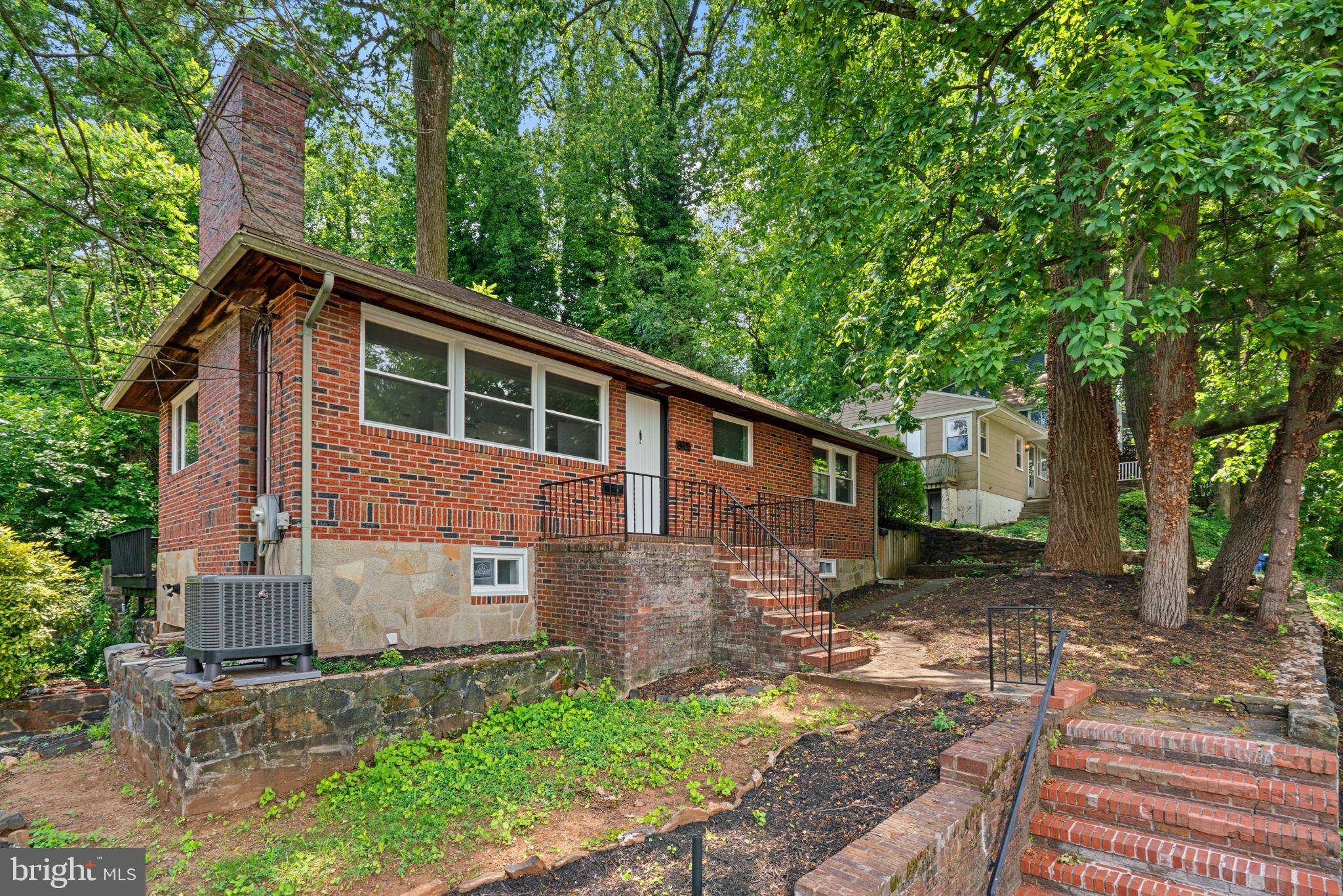 3905 GLENMORE AVE, Baltimore, MD 21206