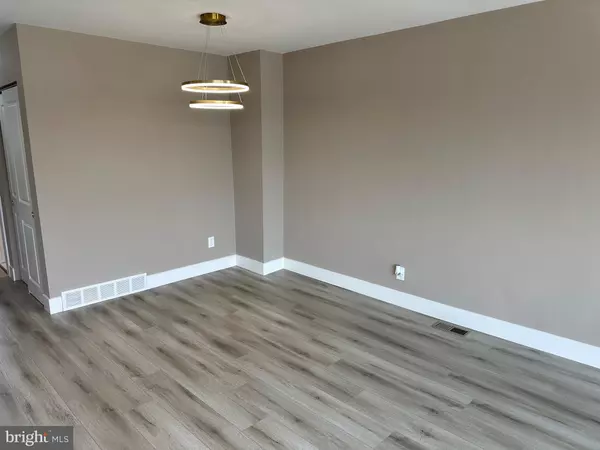 Philadelphia, PA 19114,3314 ELLISTON CIR