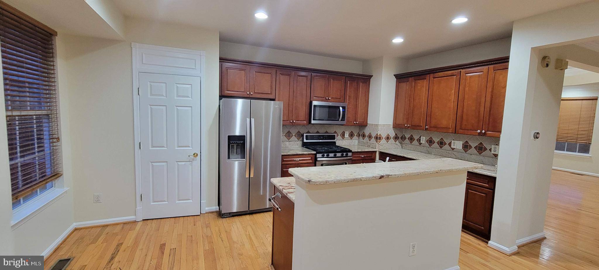Herndon, VA 20171,2601 TARLETON CORNER DR