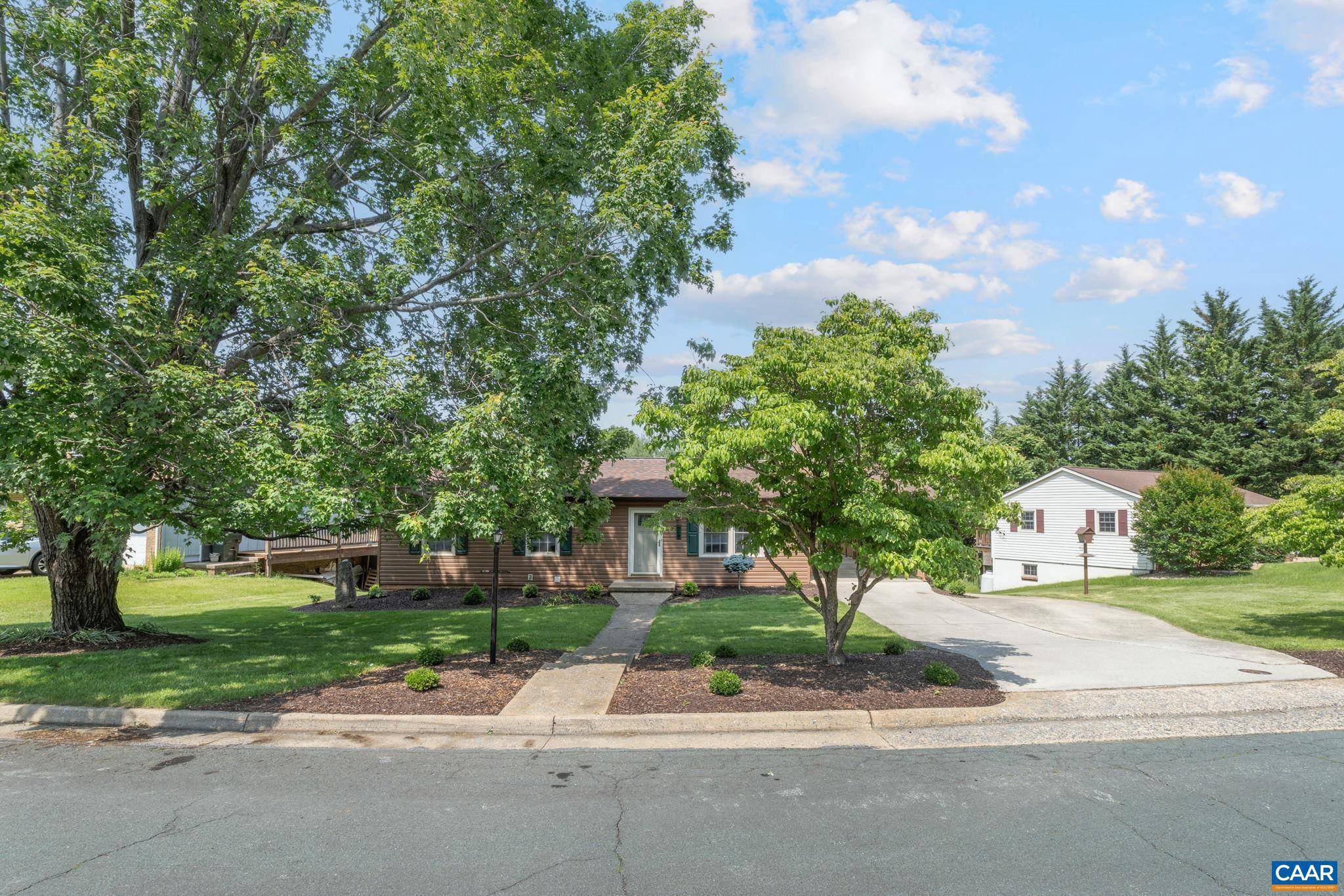 Staunton, VA 24401,668 GLORIA PL