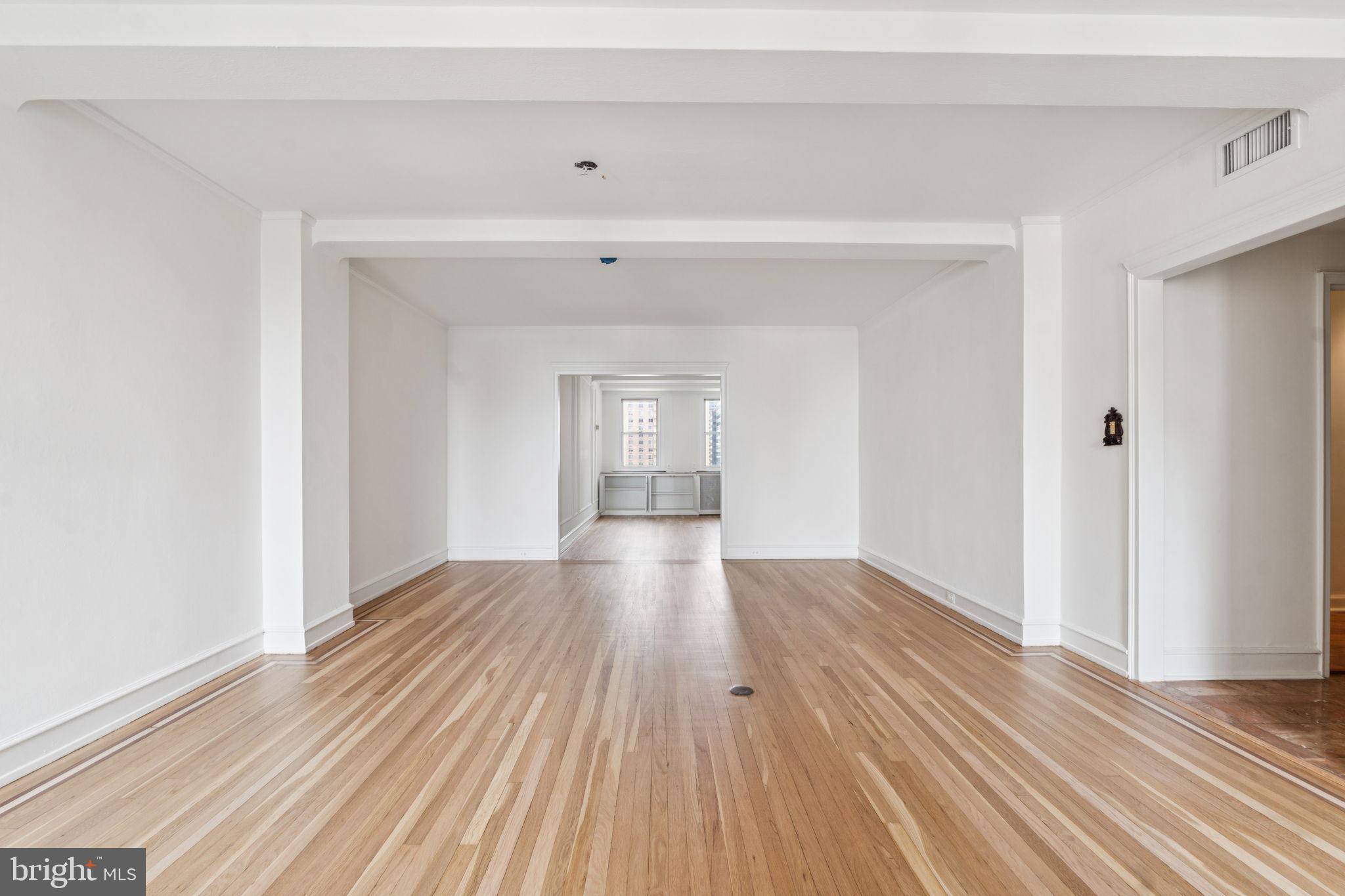 Philadelphia, PA 19103,1901 WALNUT ST #16E