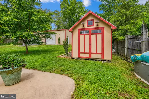 Damascus, MD 20872,26832 HOWARD CHAPEL DR