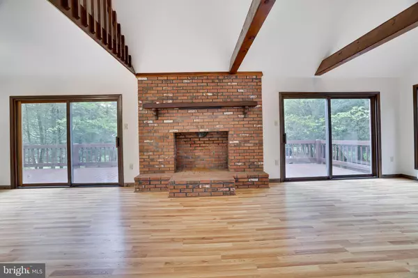 Jim Thorpe, PA 18229,340 BEAR CREEK LAKE DR