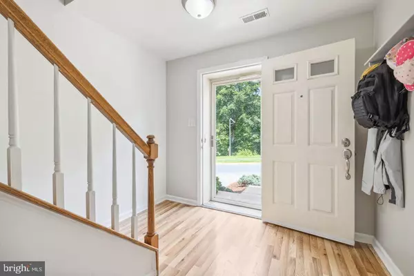 Stafford, VA 22554,104 ROLLING HILL CT