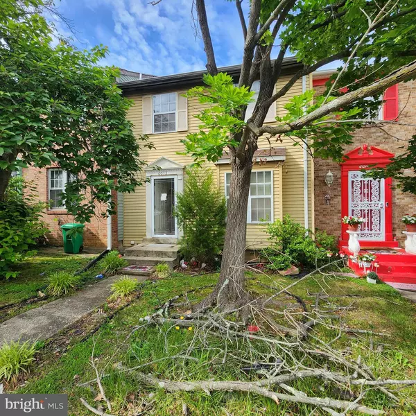 6013 N HIL MAR CIR, District Heights, MD 20747