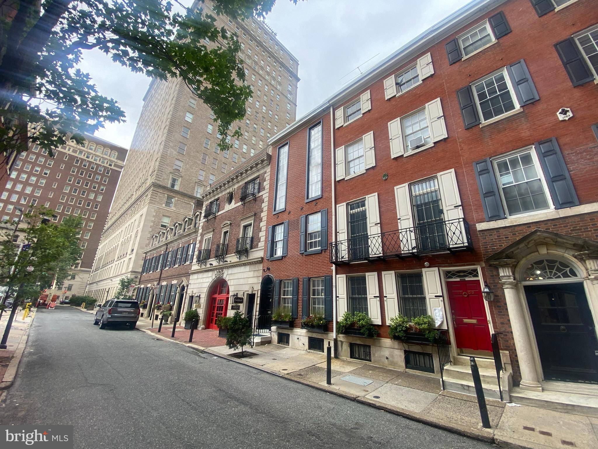 Philadelphia, PA 19103,1709 RITTENHOUSE SQ