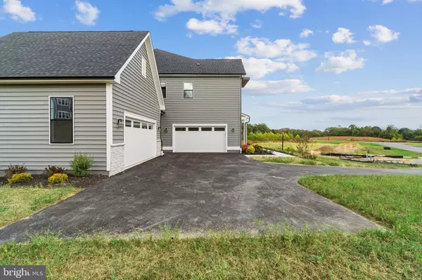 Upper Marlboro, MD 20774,16502 ROLLING KNOLLS LN