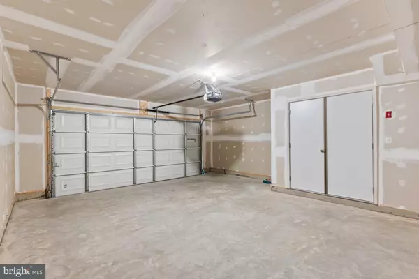 Upper Marlboro, MD 20772,10604 MERIDIAN HILL WAY