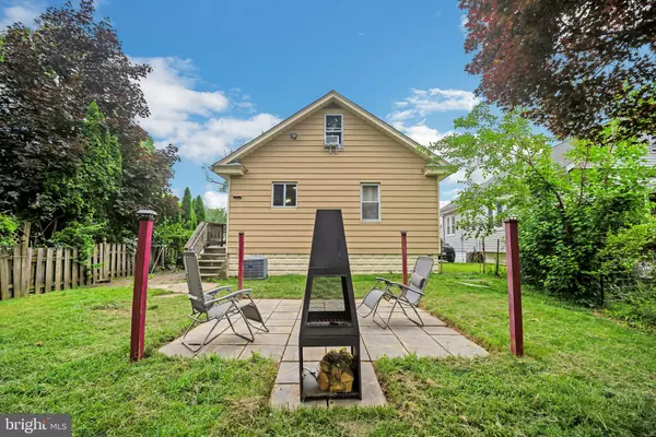 143 MANOR AVE, Collingswood, NJ 08107