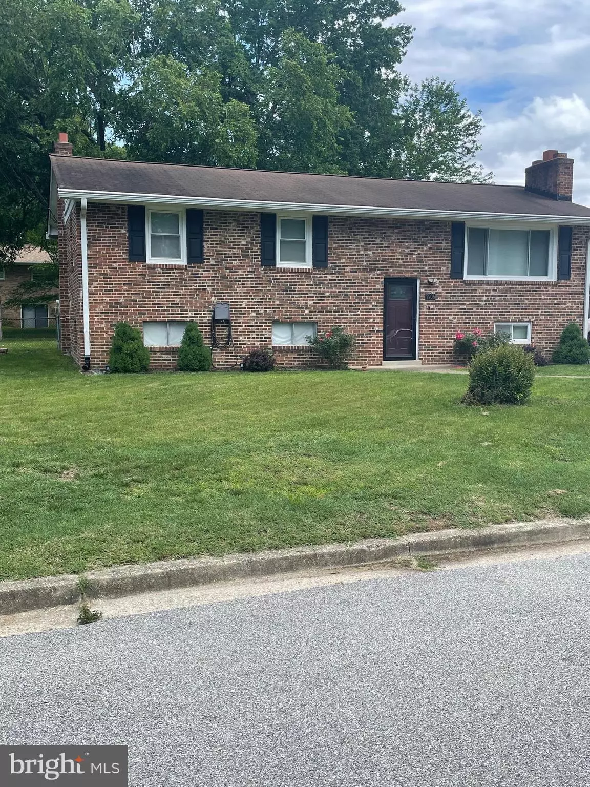 Clinton, MD 20735,7906 ELMWOOD LN