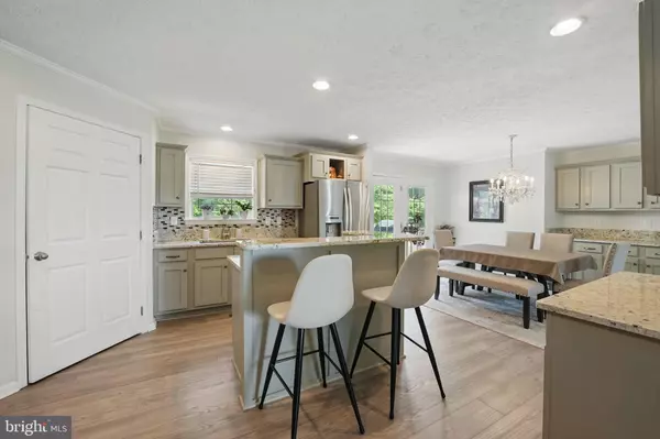 Warrenton, VA 20187,8349 SQUIRES LN