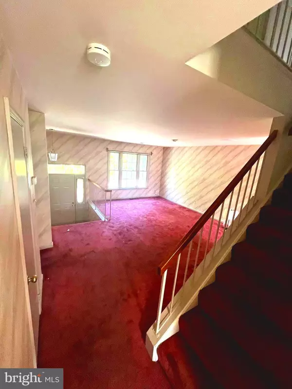 Montgomery Village, MD 20886,8848 THOMAS LEA TER