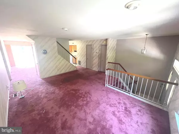 Montgomery Village, MD 20886,8848 THOMAS LEA TER