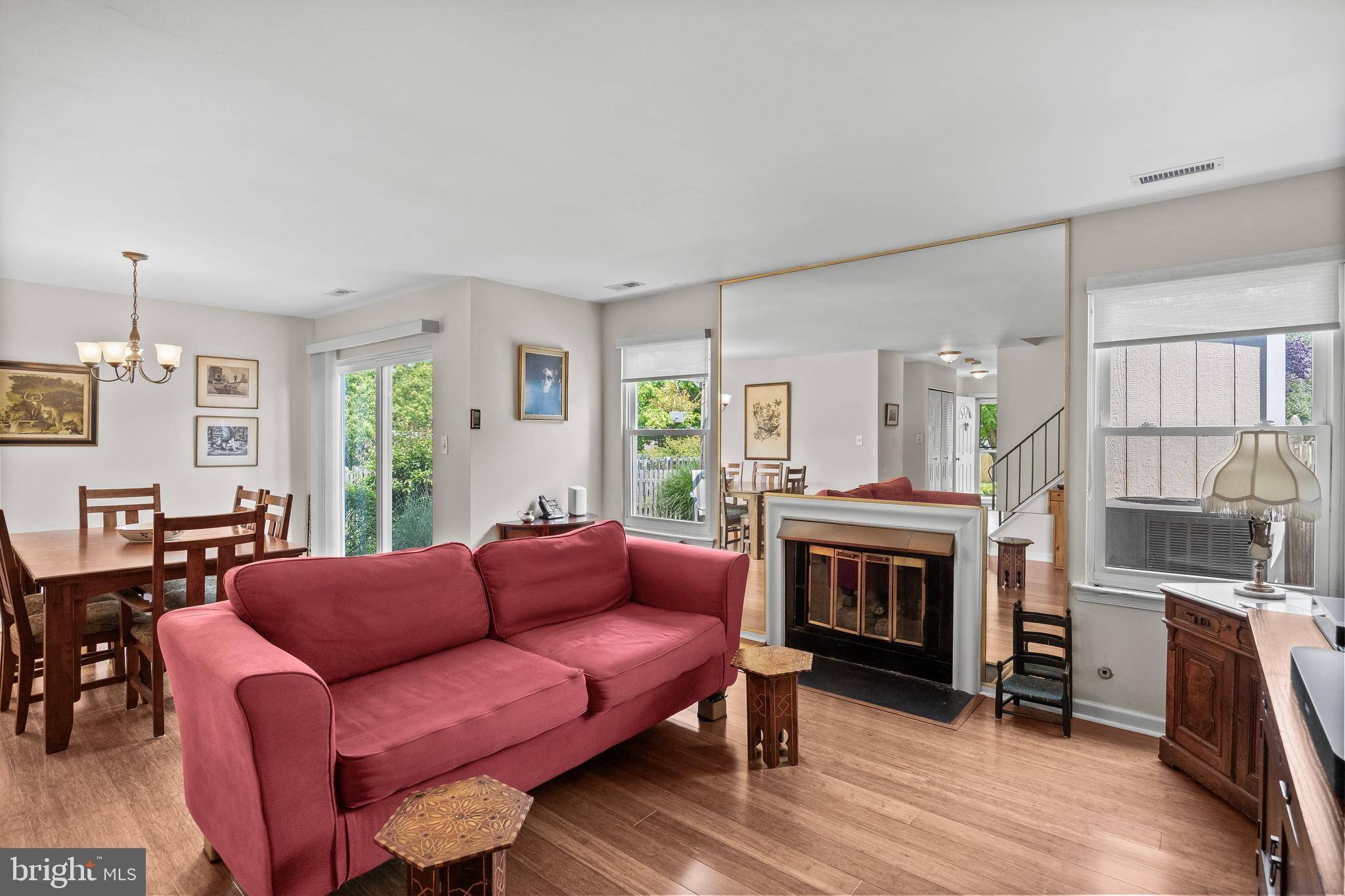 Westampton, NJ 08060,36 COUNTRY LN