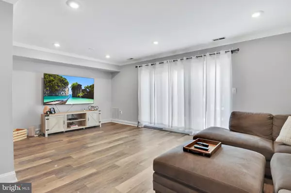 Robbinsville, NJ 08691,27 BEACON CT