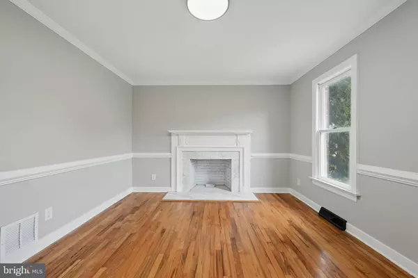 North Chesterfield, VA 23224,5800 COUNTRY MANOR WAY