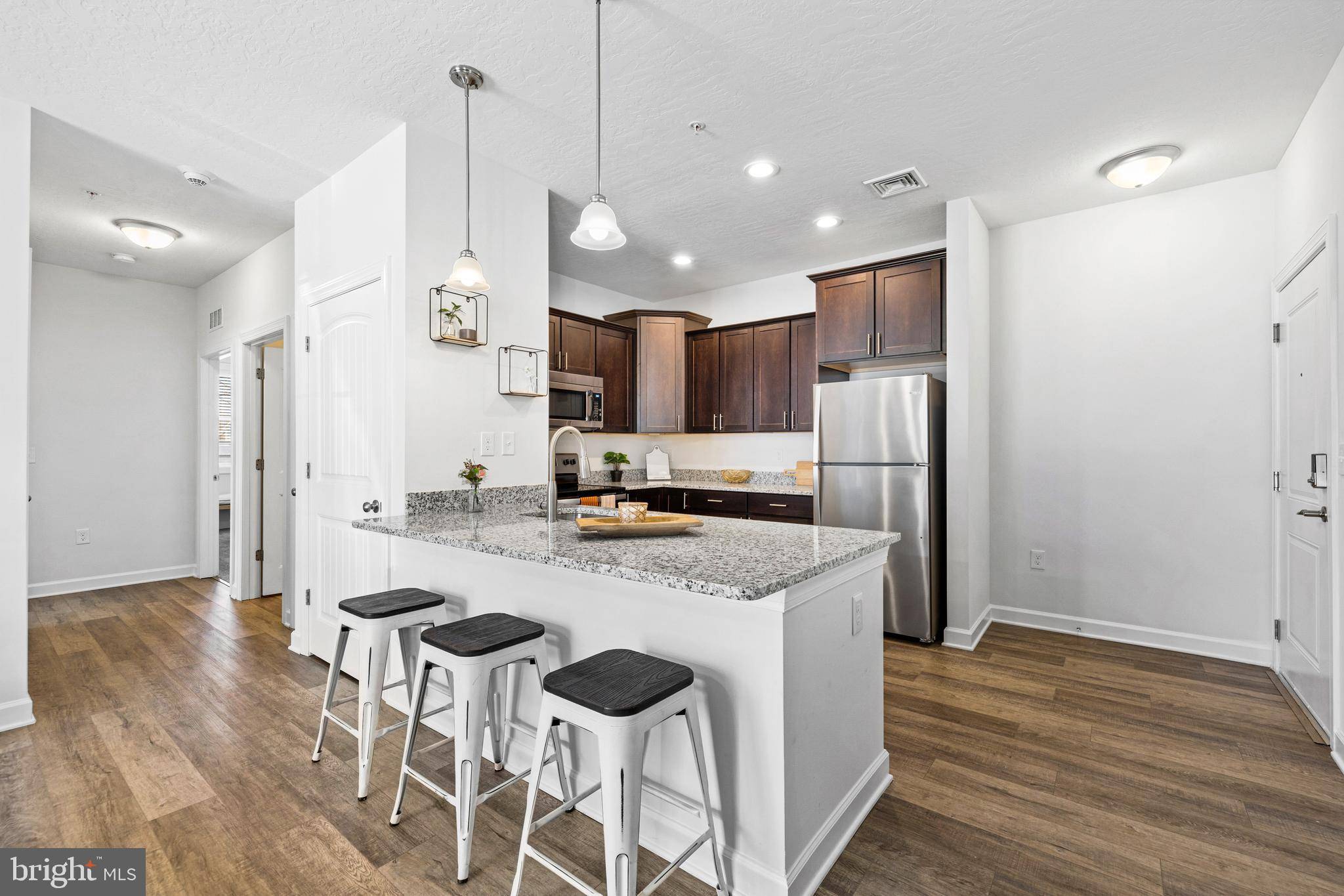 Harrisburg, PA 17110,3020 LARKWOOD LN #205