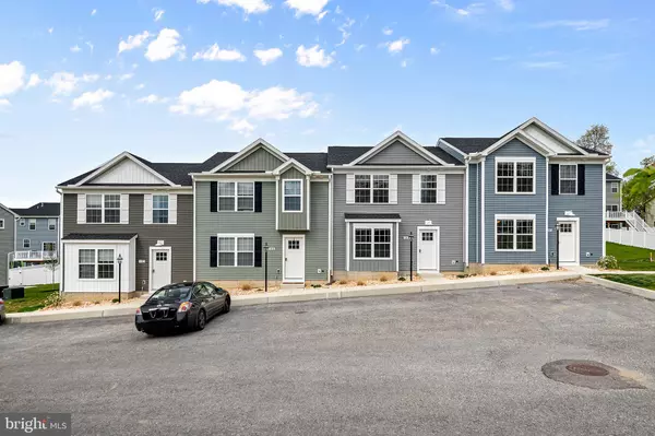 2629 MAPLEWOOD CIR, Harrisburg, PA 17110