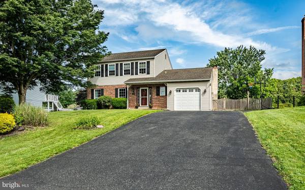 2588 ROMIG RD, Gilbertsville, PA 19525