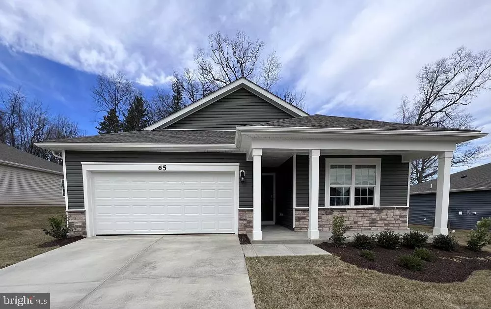 Martinsburg, WV 25403,49 CALL CT