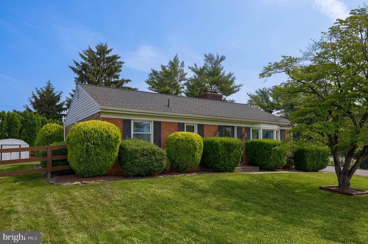 Lancaster, PA 17601,2101 SHAARON DR
