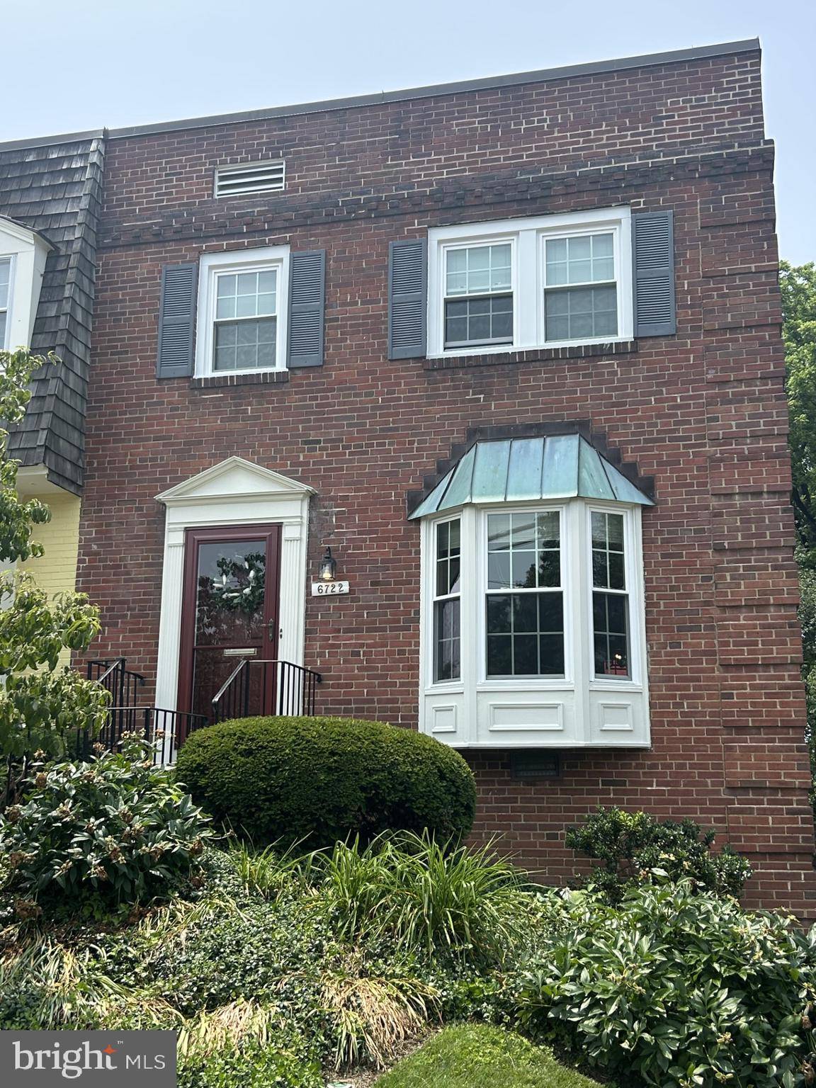 6722 HILLANDALE RD #14, Chevy Chase, MD 20815