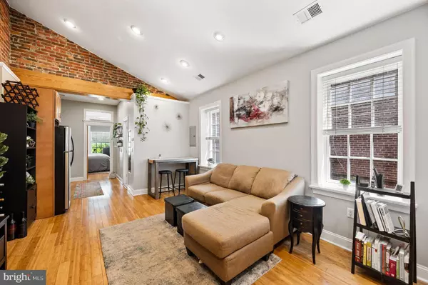 Philadelphia, PA 19107,1205 SPRUCE ST #4