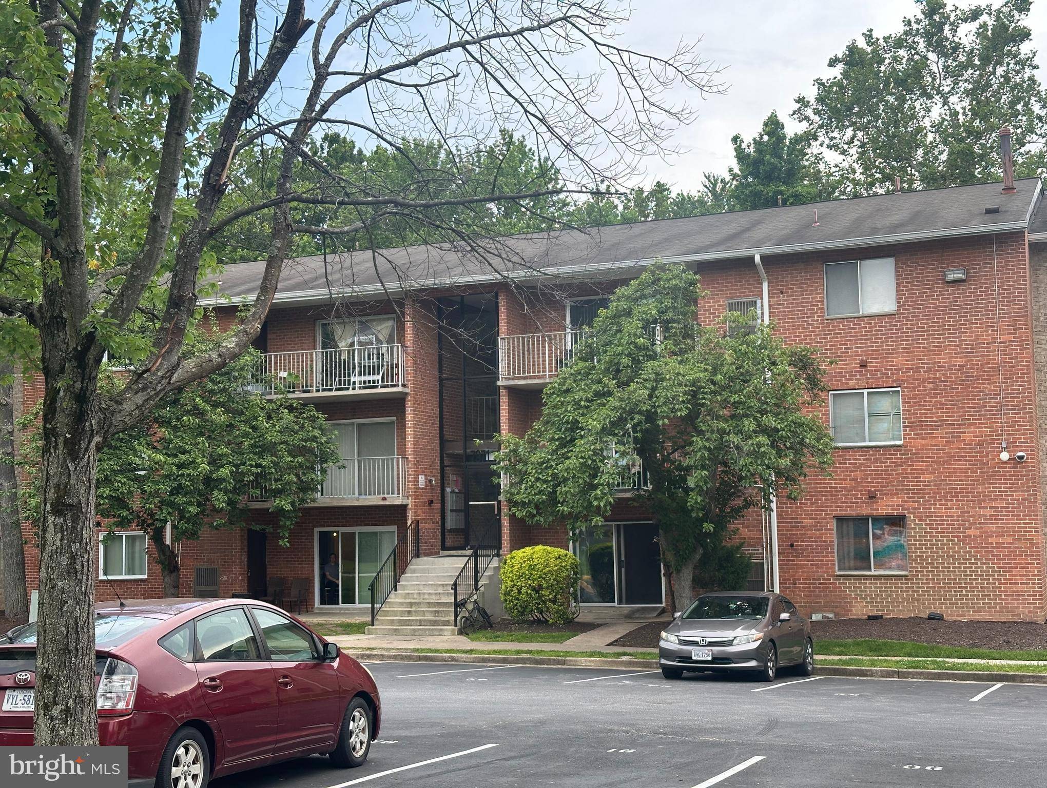 7971 AUDUBON AVE #202, Alexandria, VA 22306
