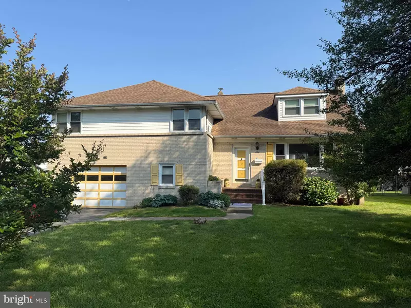 802 SEVILLE AVE, Wilmington, DE 19809