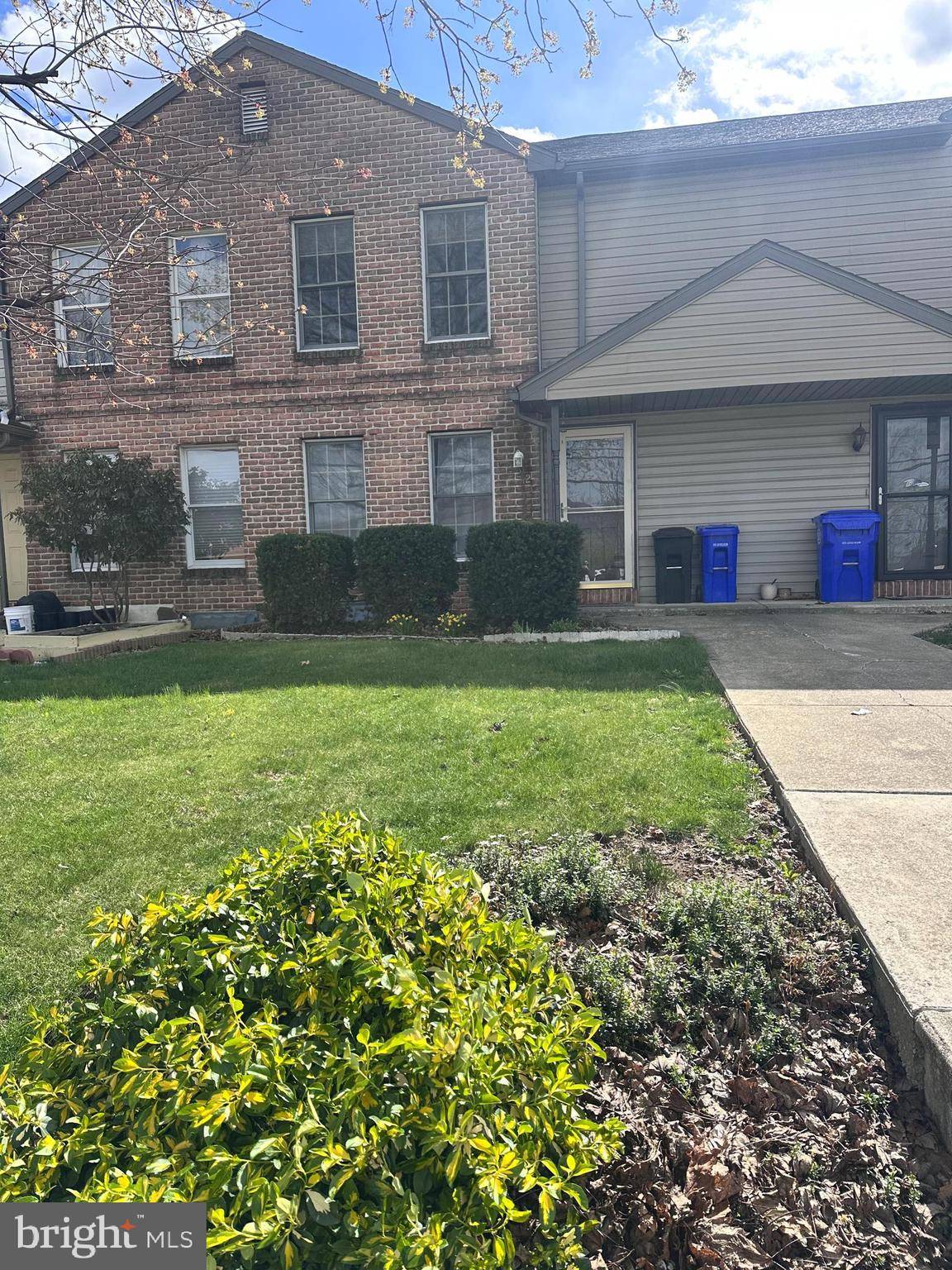 222 MORGANTOWN RD, Reading, PA 19611