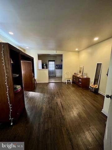 Philadelphia, PA 19148,829 W PORTER ST