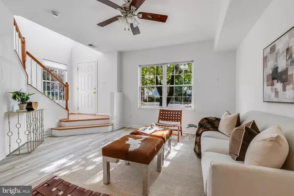 Alexandria, VA 22312,5454 PATUXENT KNOLL PL