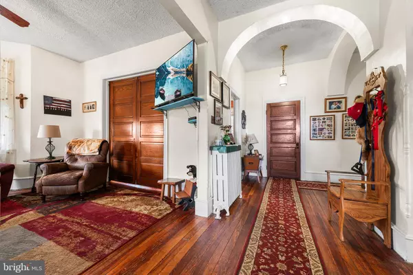 Linwood, PA 19061,138 W RIDGE