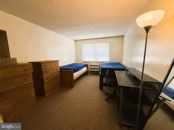 State College, PA 16801,222 W BEAVER AVE #106