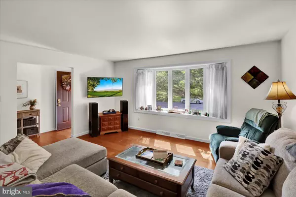 Lancaster, PA 17602,77 GARDEN CITY DR