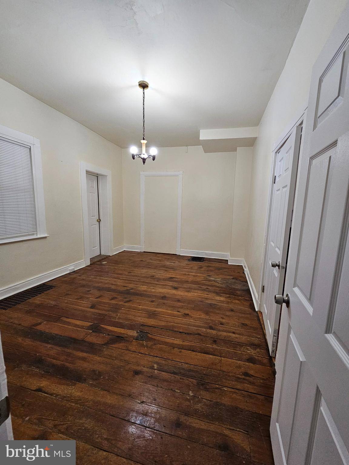 Hagerstown, MD 21740,410/412 W WASHINGTON ST #412